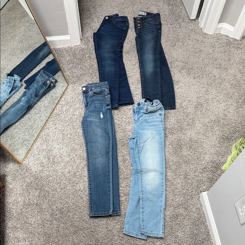 Girl’s Blue Jeans